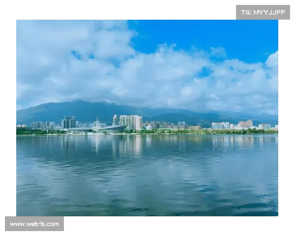 洱海赛道成“移动观景体验”,南昌选手称赞大理风景 洱海赛道成“移动观景体验”,南昌选手称赞大理风景