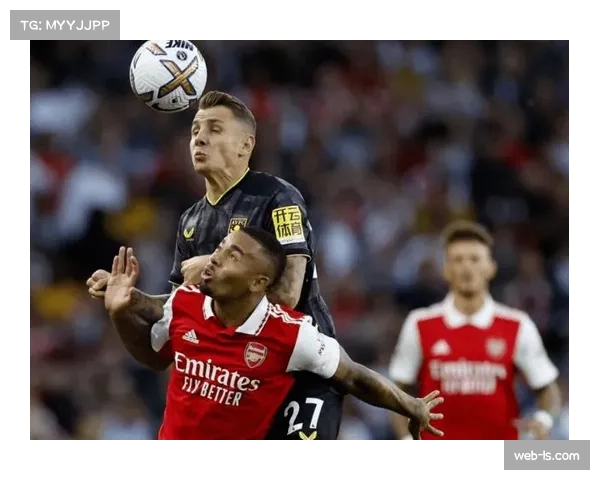 通讯:从工兵到节拍器,专访维拉中场道格拉斯-路易斯的蜕变之路